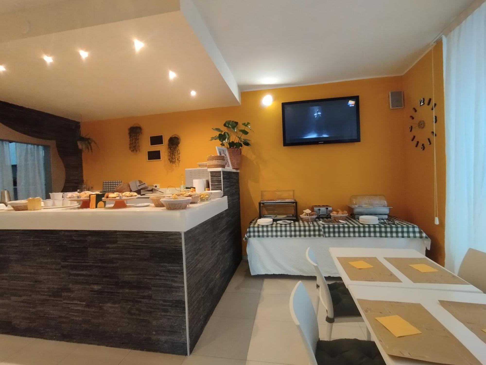 Happy Hotel Atelier Gardone Riviera Centro & Beach Eksteriør bilde
