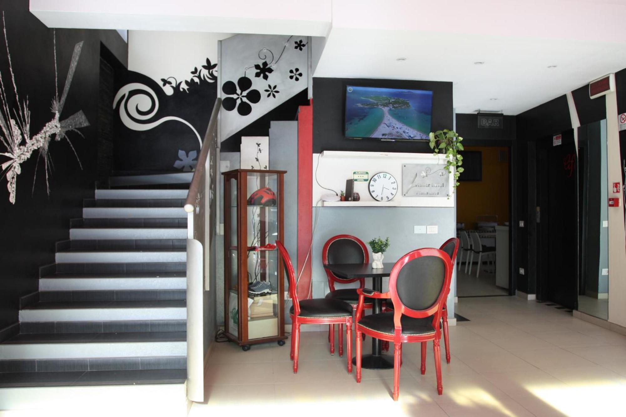 Happy Hotel Atelier Gardone Riviera Centro & Beach Eksteriør bilde